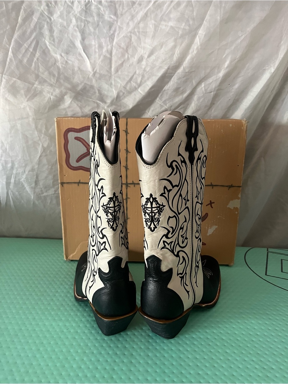 Twisted X Black and White Women’s Steppin Out Cowboy Boots Size 8.5 - Picture 5 of 10